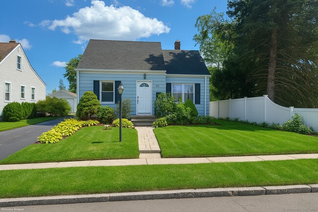 Photo - 645 Burnsford Ave Casa