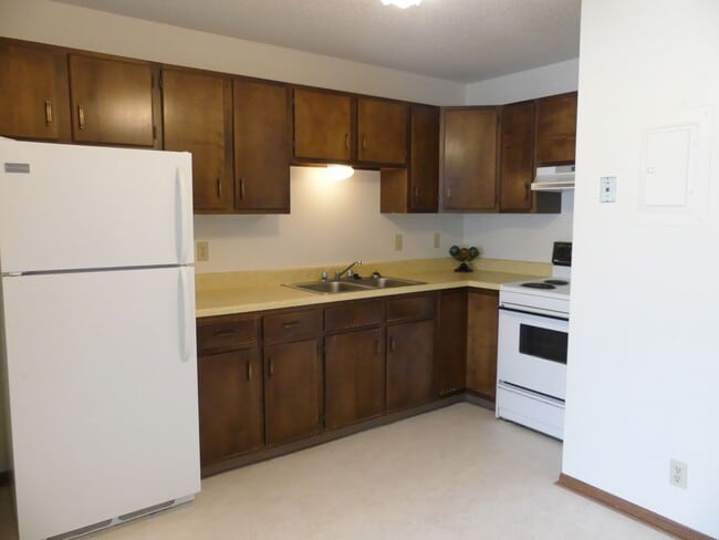 Kitchen - Grandview Apartments