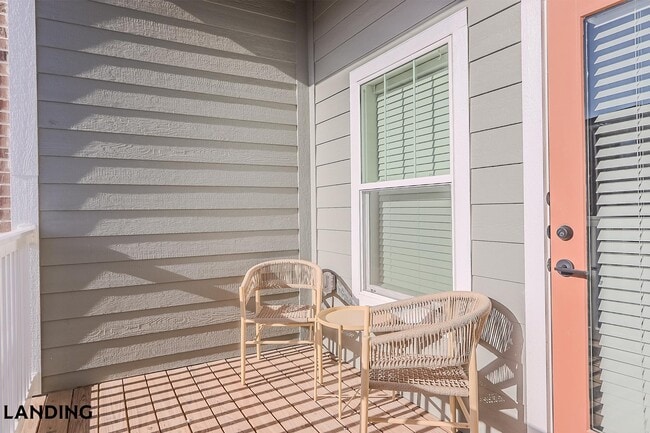 Photo - 1650 Harris Hill Rd Unidad 05-5207