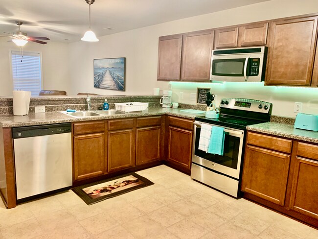 Photo - 203 Glen Cannon Drive