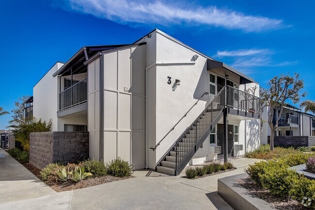 Building Photo - The Californian Apartments- HB