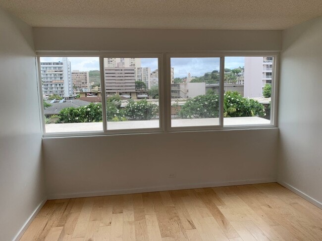 Photo - Makiki Condo with Utilities Included in Rent Unit 402