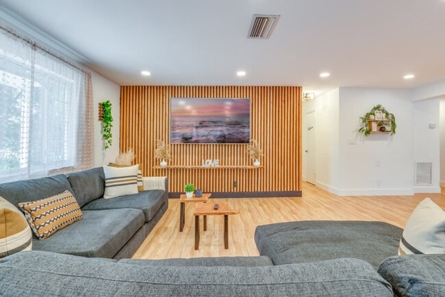 Photo - 1814 NW 14th Ave Unidad ID1287061P