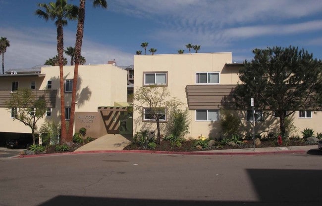 Hillcrest Place Apartments - Hillcrest Place