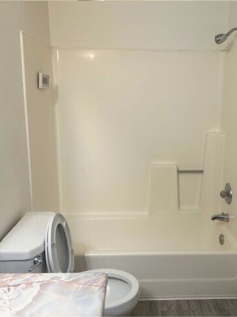 Bathroom - Columbia IHA