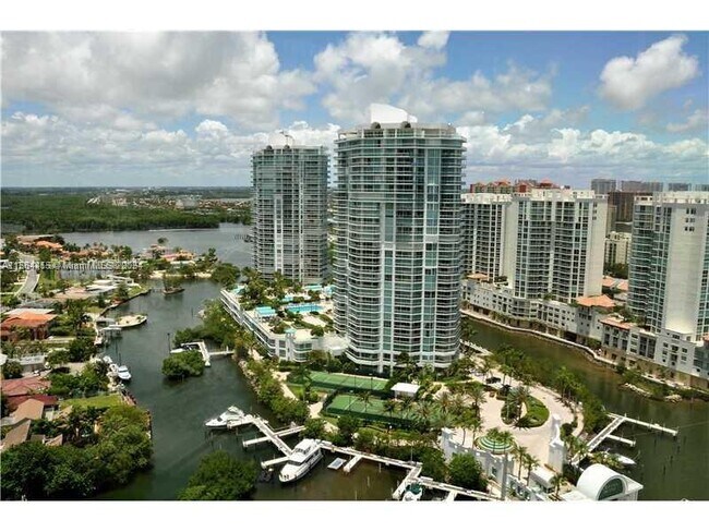 Photo - 16500 Collins Ave