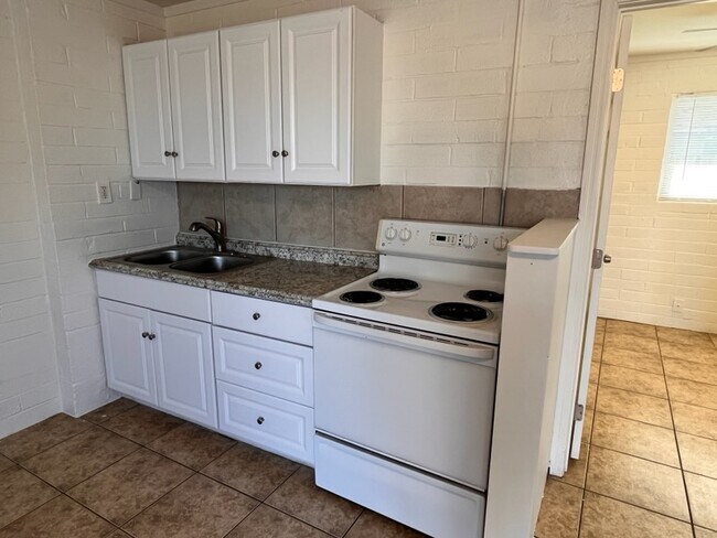 218 S 3rd St Unit 218