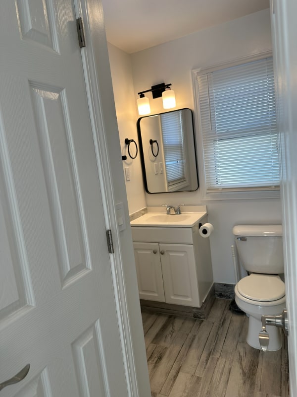 Photo - 28532 Grayling Ave
