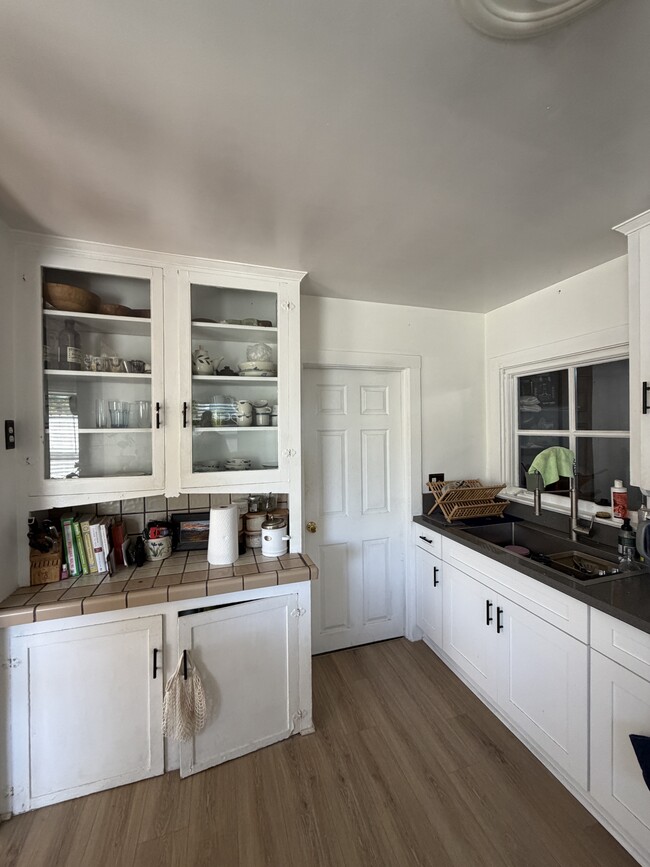 Photo - 104 N Guadalupe Ave