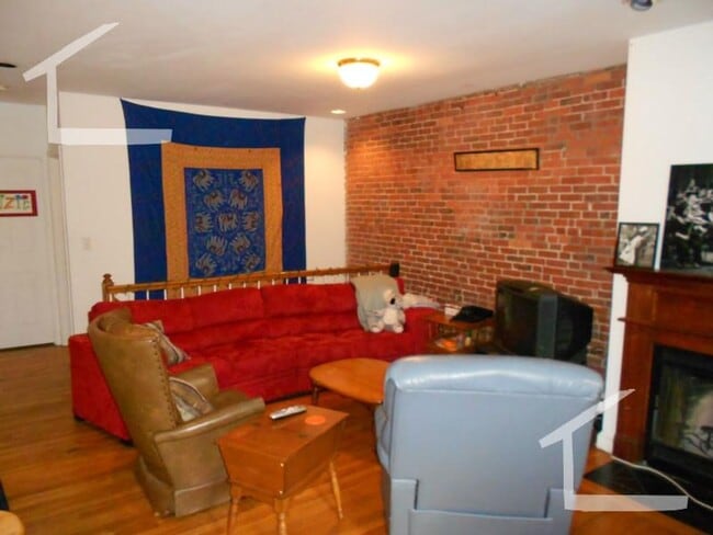 Photo - 480 Massachusetts Ave