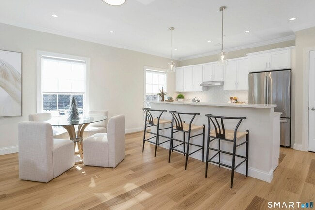 Photo - 440 Heights Rd Unit 210