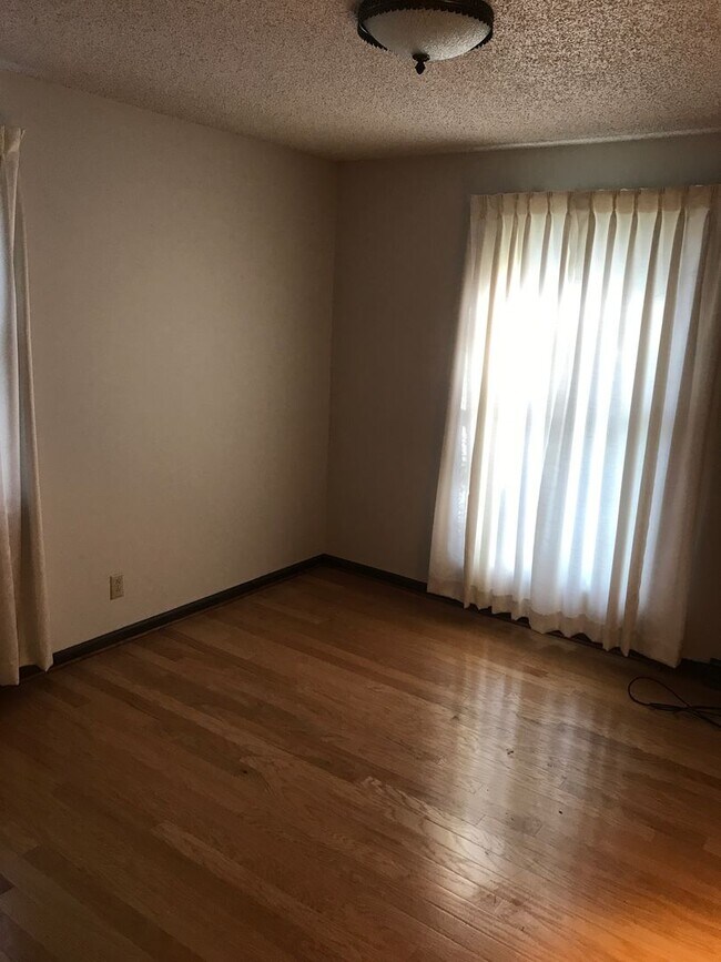 285 Poplar Hill Rd