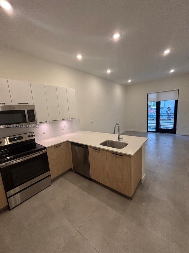 Photo - 16395 Biscayne Blvd Unit TH 6