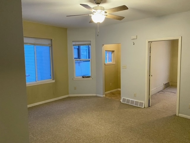Building Photo - 319 Niagara Ave Unit Lower