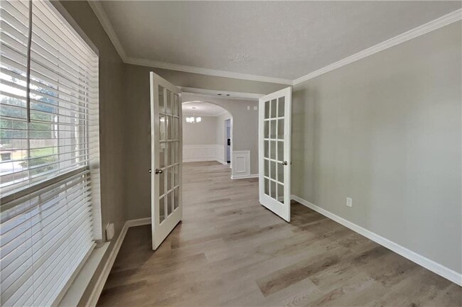 Photo - 4974 Abbotts Glen Trail NW