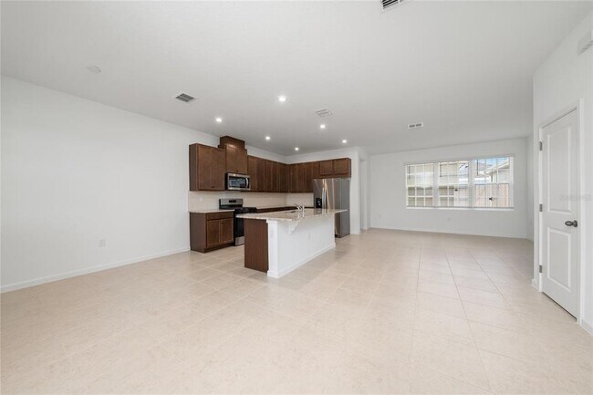 Photo - 2420 Celebration Blvd