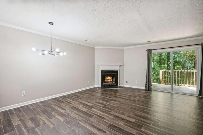 Photo - 6458 Bedford Ln