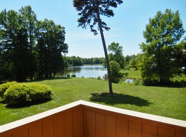 Photo - Fabulous Waterfront, 3 level townhouse
