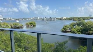 Building Photo - 17111 Biscayne Blvd Unit 402 Rental