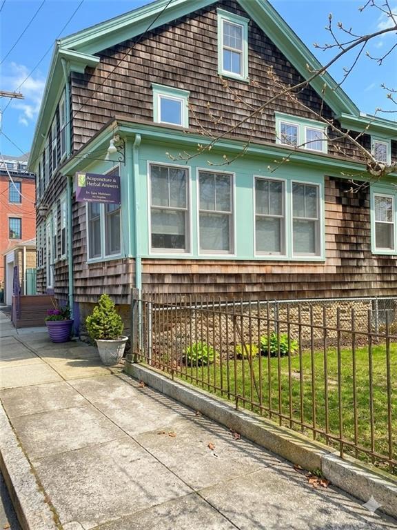 Photo - 1 Bartlett Ct Unit 1