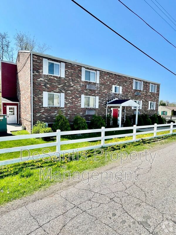 Building Photo - 946 Carle St Unit 10 Rental