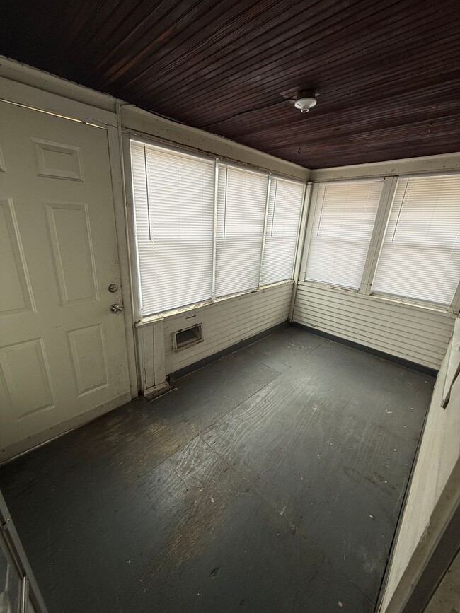 Photo - 3B / 1B home with over 1200 square feet!