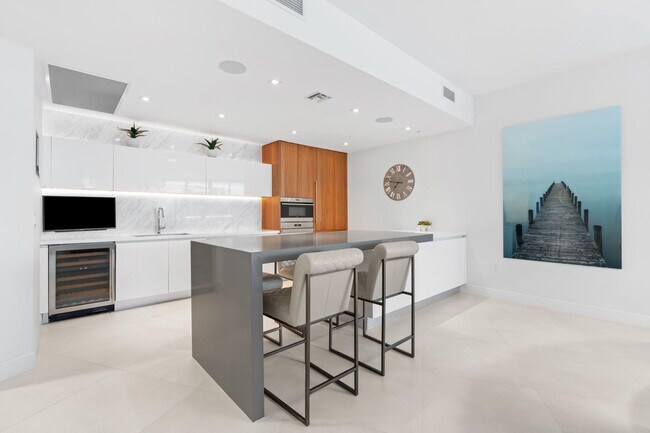 Photo - 701 S Fort Lauderdale Beach Blvd Unidad 503