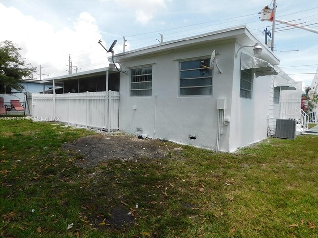 Photo - 2230 NW 58th St Unit B