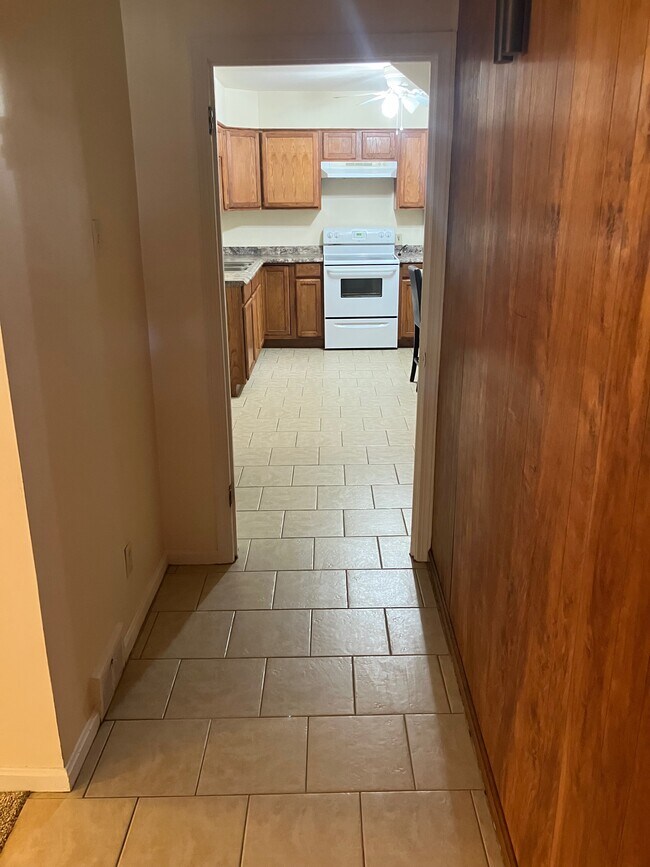 Hallway from front door to Kitchen - 830 14th St Unit Apartment 1