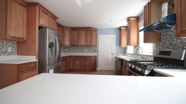 Building Photo - 33 Prentiss St Unit 1st Fl Rental