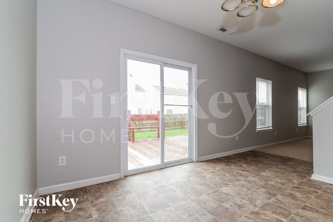 Photo - 7138 Parklake Pl