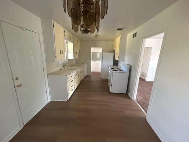 Photo - 1307 Chico Ct