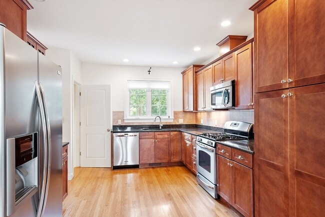 Photo - 114 Forest St