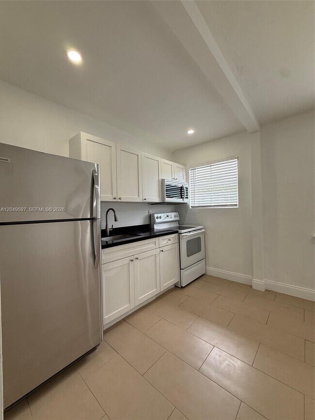 Photo - 6723 NE Miami Pl Unit 6725