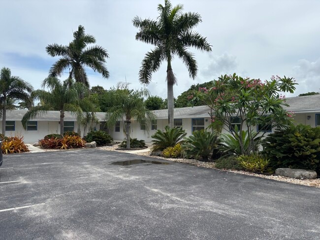 16th ave N - 16th ave N Condo Unit 5,  5