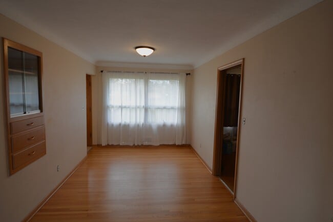 Photo - 1426 Glenhill Road