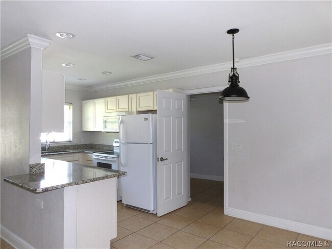 Photo - 1006 Sherwood Ave