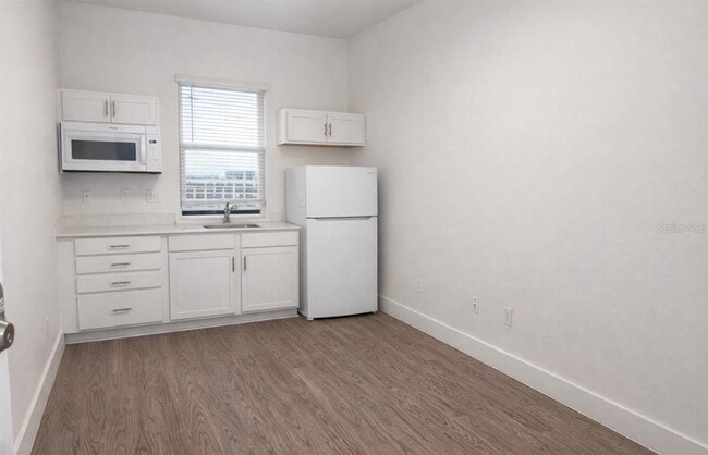 Photo - 13025 Michael Callin Aly