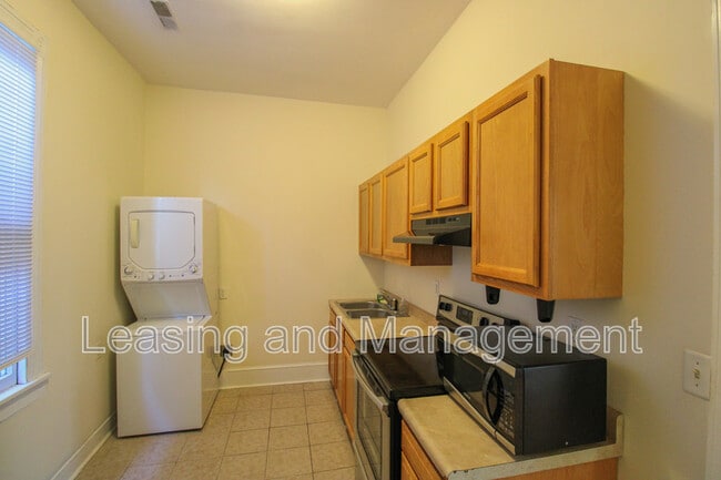 Photo - 3 Woolfe St Unit B