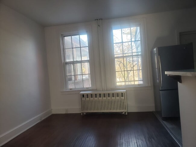 Photo - 409 E Orange St