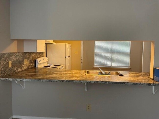 Photo - 3306 Dunliegh Dr