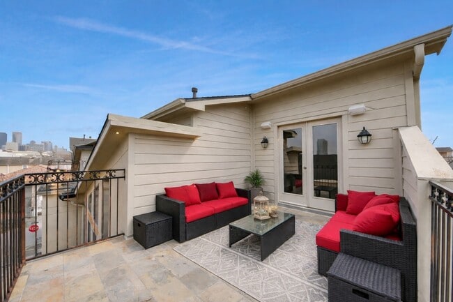 Photo - 3507 Jackson St