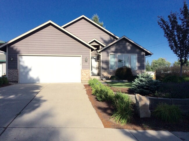Home Exterior - 3204 N SMITH ST