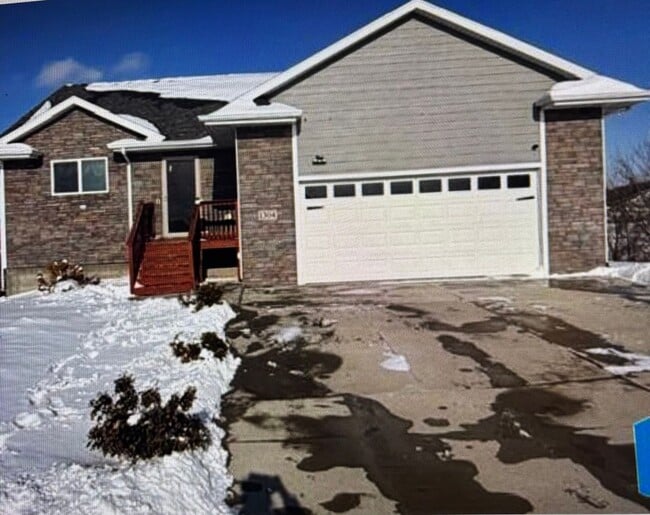 Building Photo - Beautiful 4 Bedroom Home for Rent