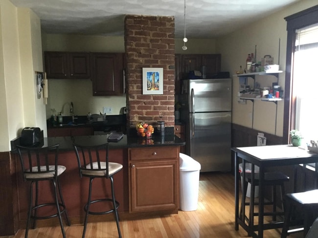 Building Photo - 3.0 bedroom in Somerville Massachusetts 02144 Unit U2 Rental