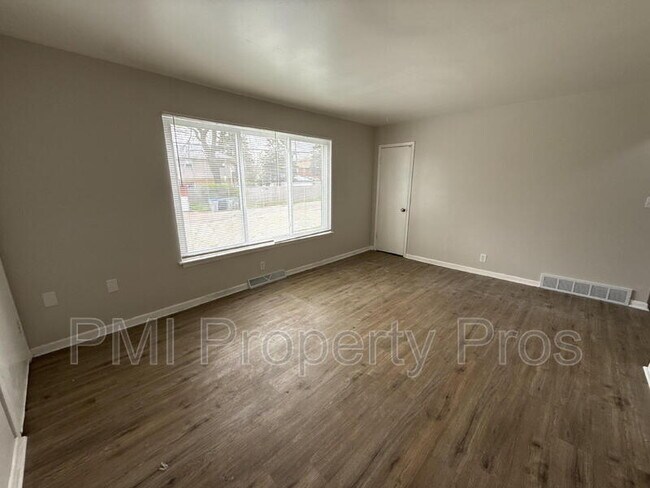 7701 W Hampton Ave Unit 3