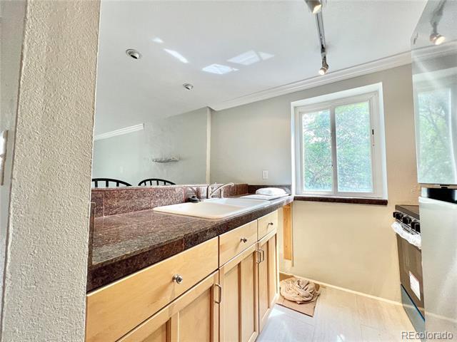 Photo - 1125 N Washington St Unit 301