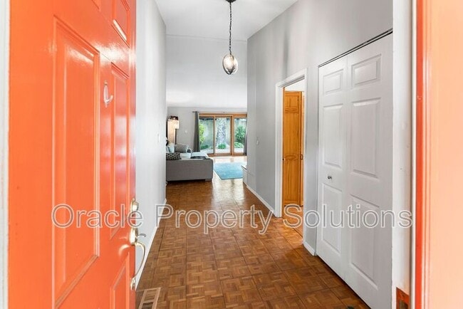 Photo - 5360 Red Lake Ct