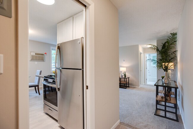 Entrada - 1328 Idaho Ave S Apartamentos