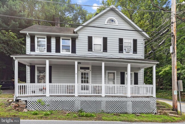 Building Photo - 1841 Hillside Rd Unit 1E Rental